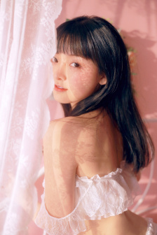 大佬的哭包OMEGA他超会撒娇
