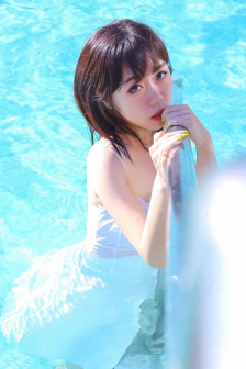 女大学生